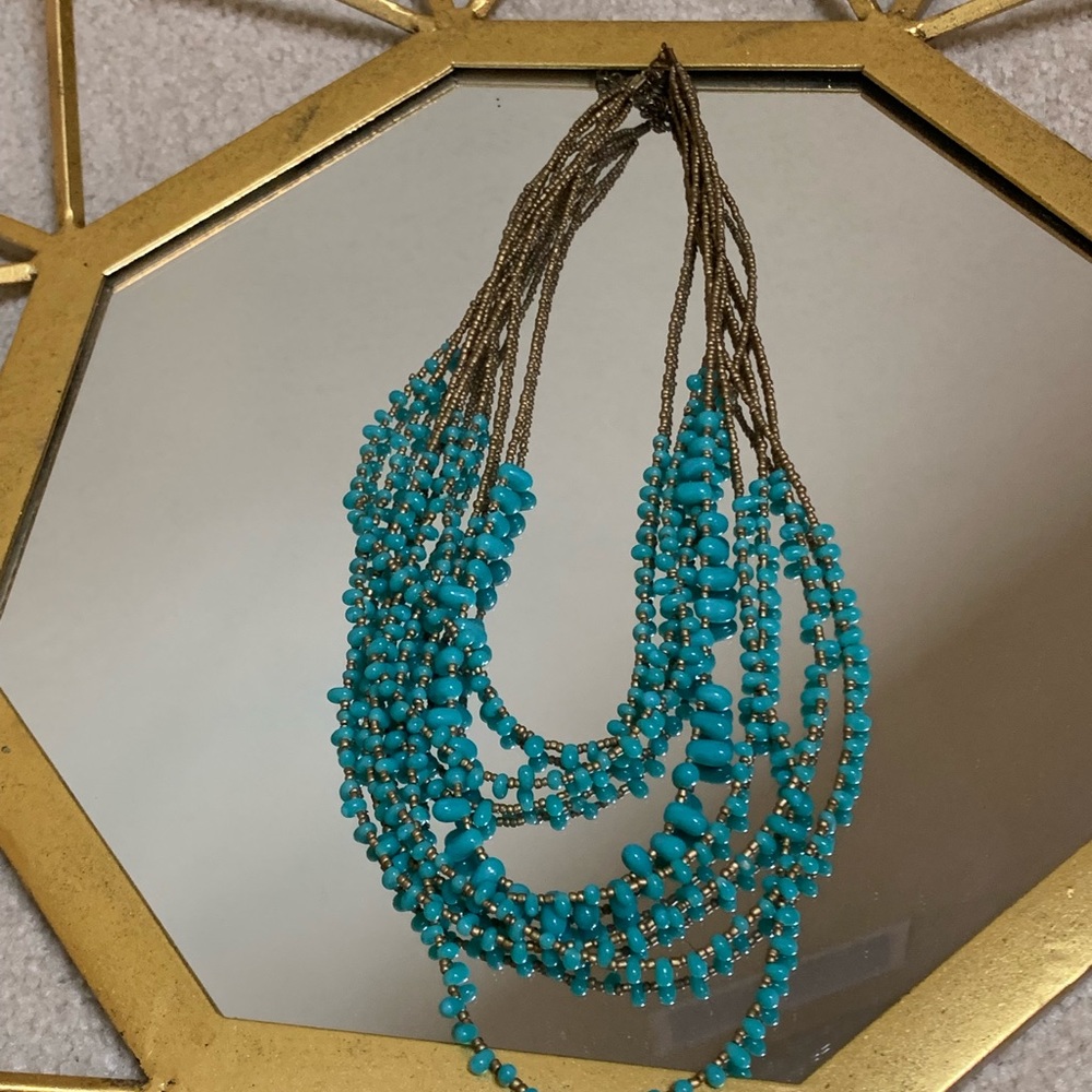 Turquoise beaded necklace